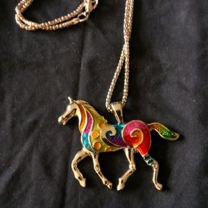 COLORFUL HORSE NECKLACE